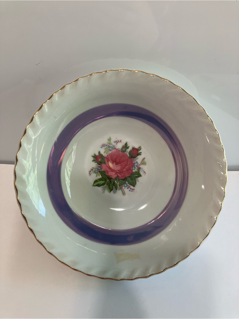 Vintage LUSTER WARE RIM " ROSES" Porcelain Serving Bowl- Japan 7 1/8 X 2 1/8"